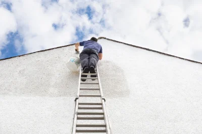 Peinture extérieure à Crespières — façades et ravalement